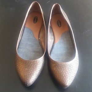 Cute Bronze flats